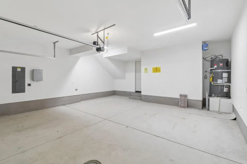 https://cdn.realtyfeed.com/cdn/127/306774262/59bf8e18879911f3e8ab29815f1fef98.webp
