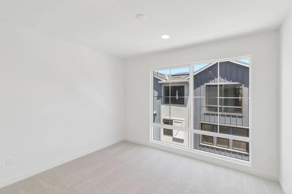 https://cdn.realtyfeed.com/cdn/127/306774262/8ddd6985daba46dc8353505b2f3f3f8c.webp