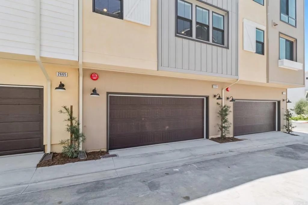 https://cdn.realtyfeed.com/cdn/127/306774262/abacf4b9cc9358d2483e22399d58d8b5.webp