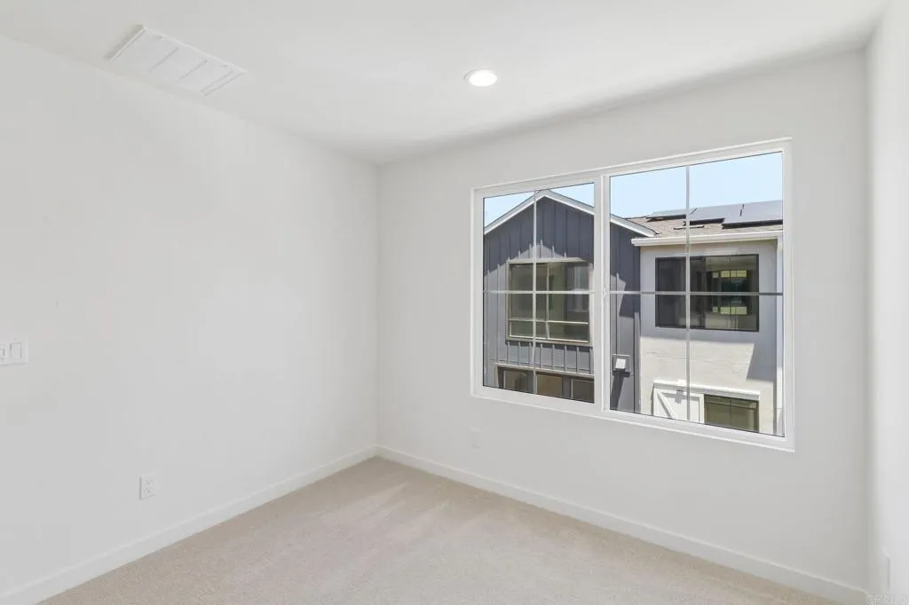 https://cdn.realtyfeed.com/cdn/127/306774262/db9a97e796ec28fef63f1fe612d76d6a.webp