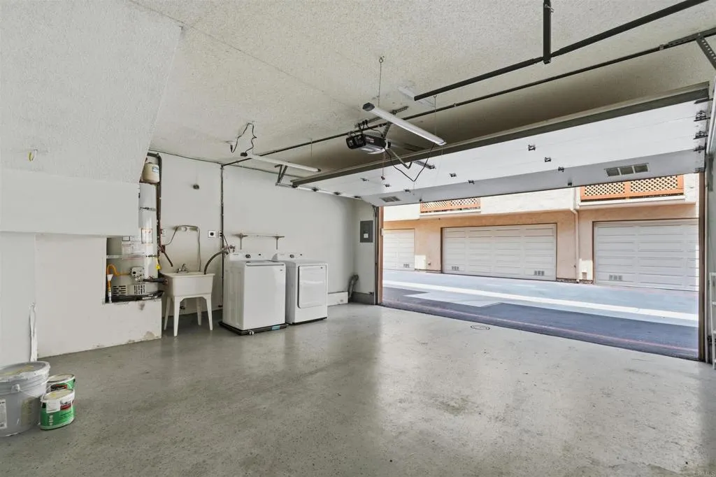 https://cdn.realtyfeed.com/cdn/127/306774291/4153df0d7d656e0536732765cffef8dc.webp