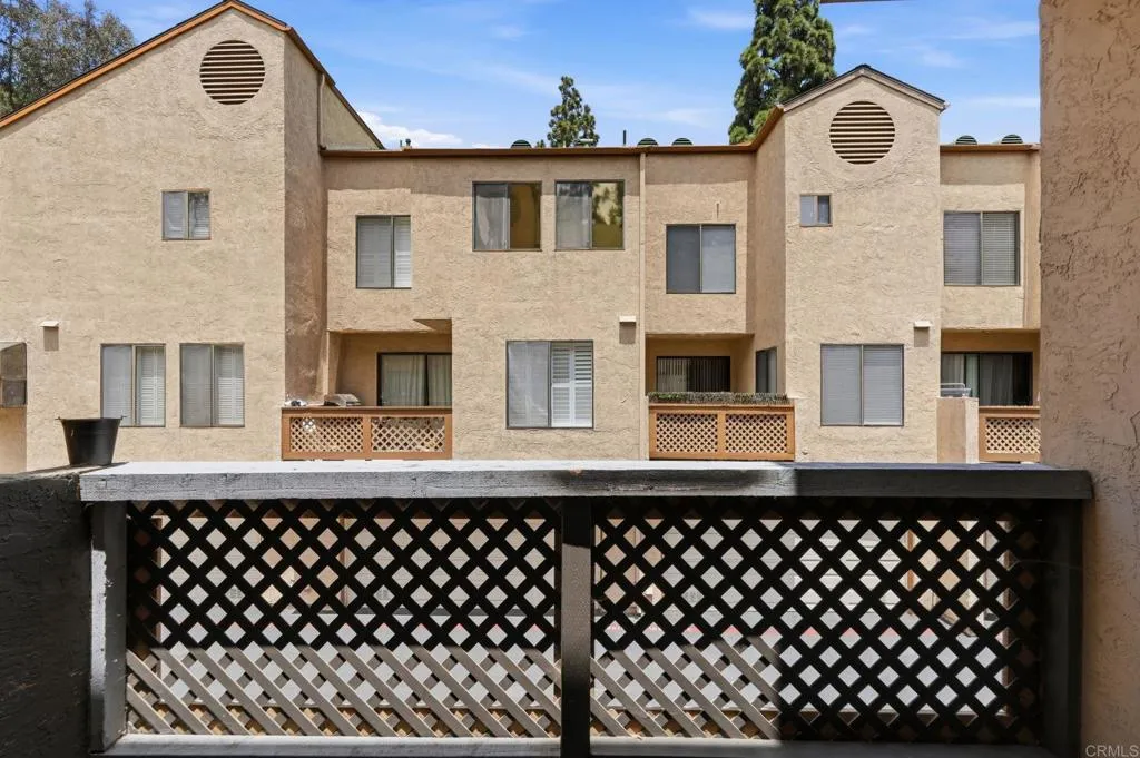 https://cdn.realtyfeed.com/cdn/127/306774291/978ae7dacc5e719011c9d5703ae826d7.webp