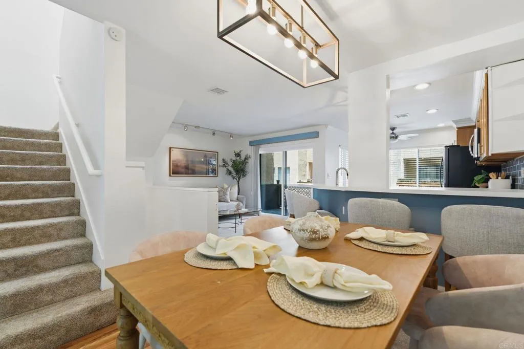 https://cdn.realtyfeed.com/cdn/127/306774291/da6d5fb6509c6e5b634fb6f5fea022de.webp