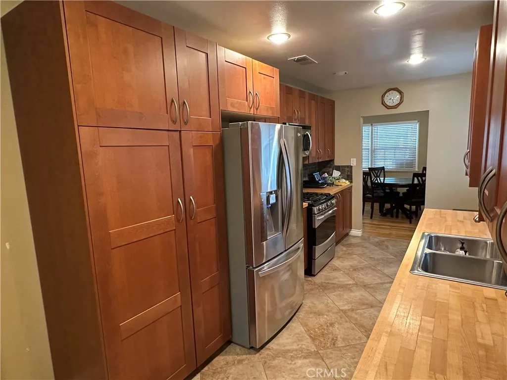 21339 Velicata Steet, Woodland Hills, CA 91364 - Photo 4 of 15, Woodland Hills, CA