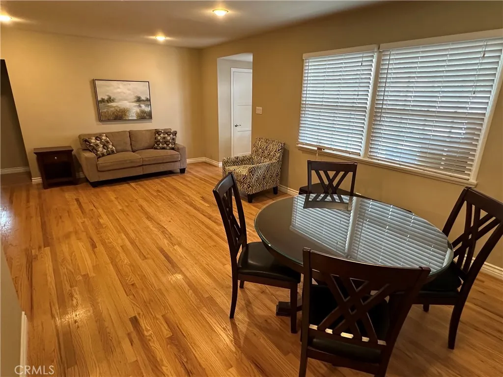 21339 Velicata Steet, Woodland Hills, CA 91364 - Photo 2 of 15, Woodland Hills, CA