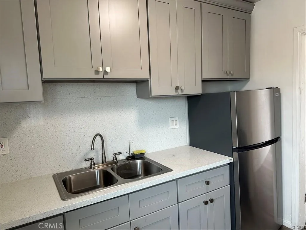 8803 Hoover, Los Angeles, CA 90044 - Photo 3 of 8, Los Angeles, CA