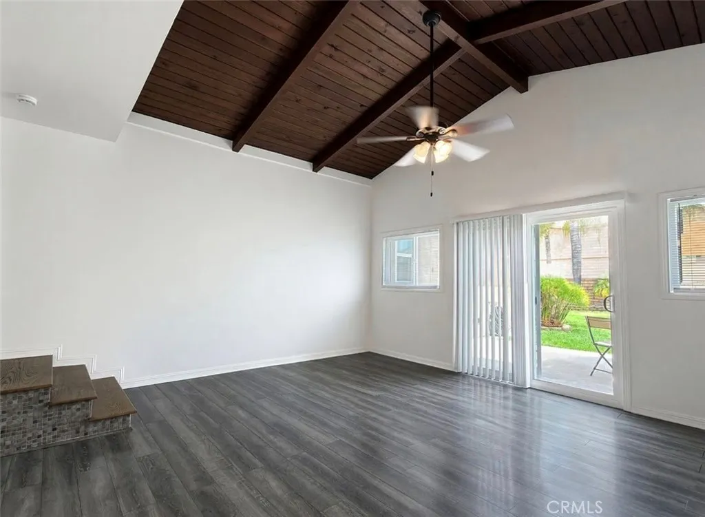 5493 E 29th Street, Long Beach, CA 90815 - Photo 5 of 29, Long Beach, CA