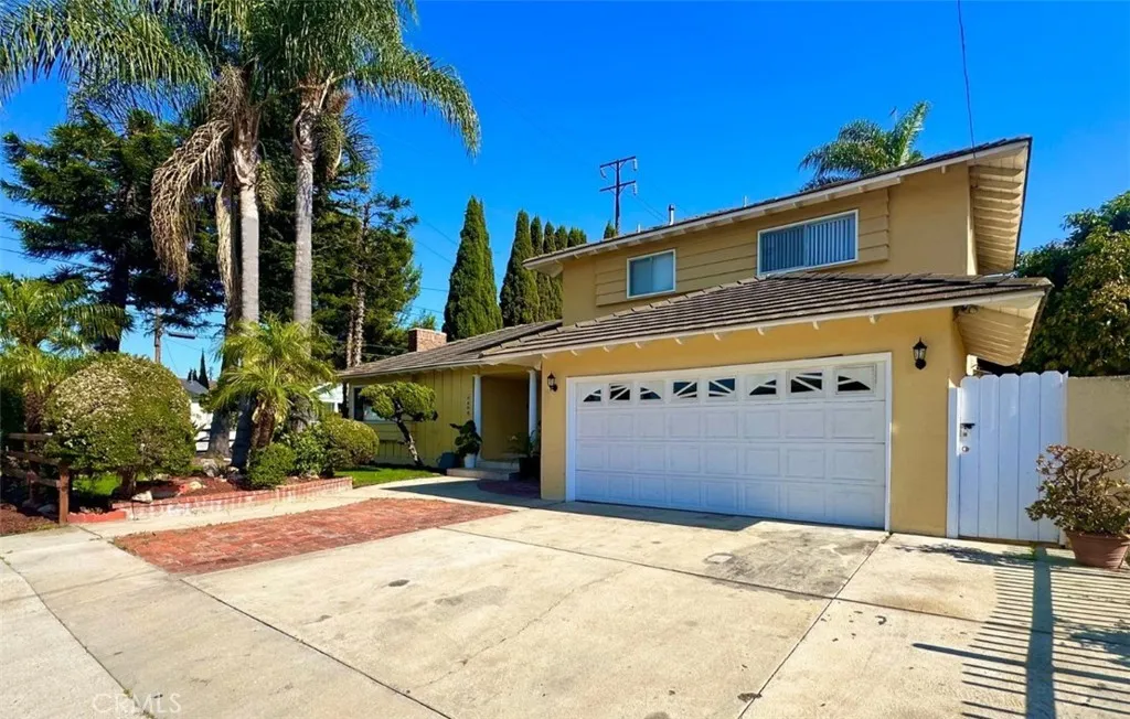 2404 255th, Lomita, CA 90717 - Photo 2 of 3, Lomita, CA