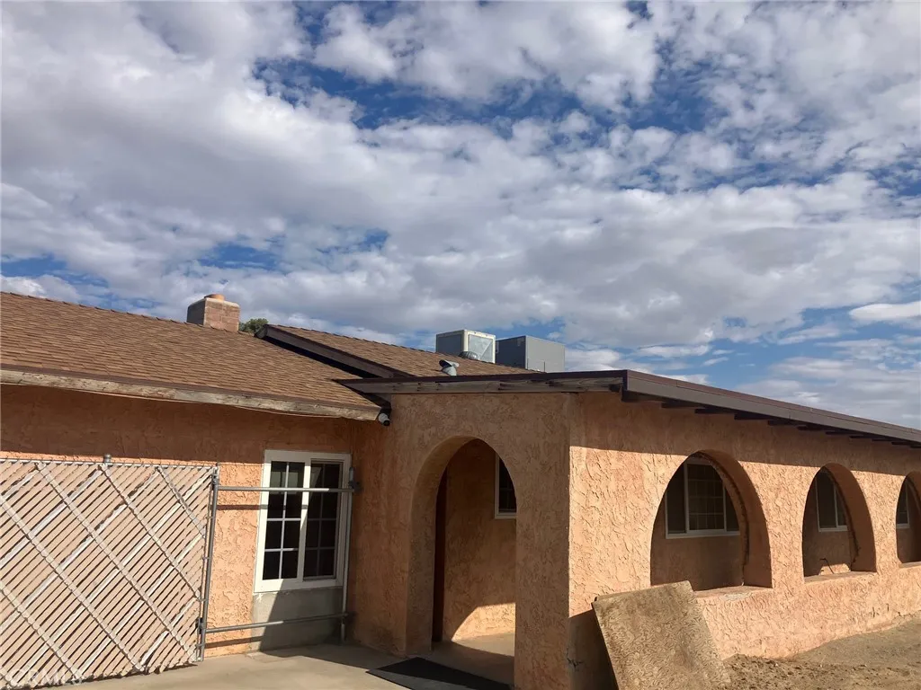 37111 Tripoli, Barstow, CA 92311 - Photo 2 of 12, Barstow, CA