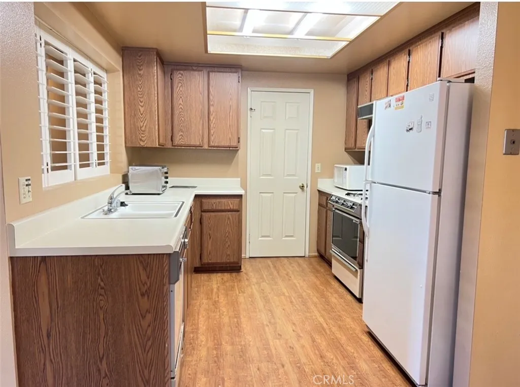 1265 Elm Unit E, San Gabriel, CA 91775 - Photo 5 of 15, San Gabriel, CA