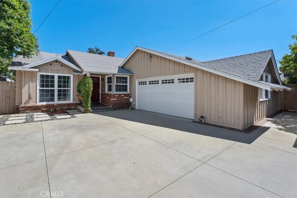 14319 Valerio Street, Van Nuys, CA 91405 - Photo 2 of 24, Van Nuys, CA