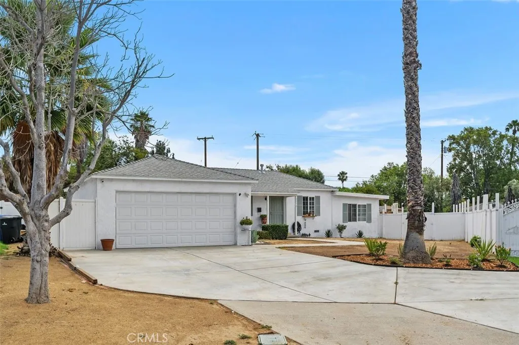 6050 Colonial, Riverside, CA 92506 - Main photo, Riverside, CA