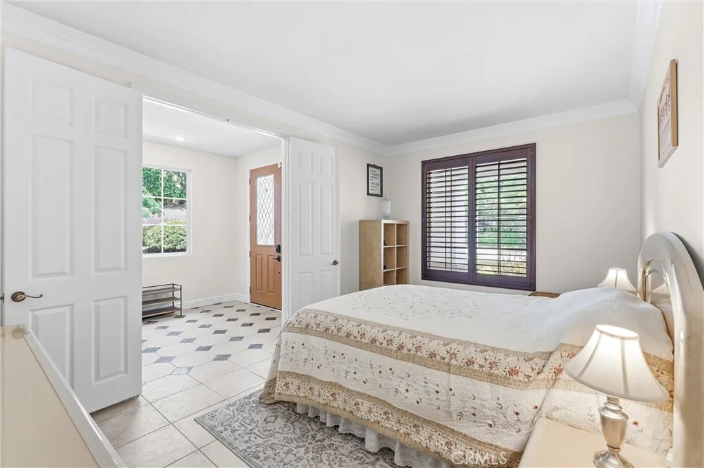 https://cdn.realtyfeed.com/cdn/127/306774384/007fcd38efc26ee9041a1bc9a9e07f8b.webp