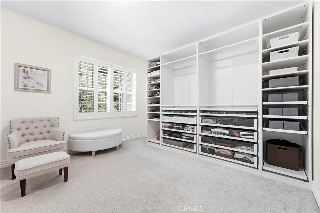 https://cdn.realtyfeed.com/cdn/127/306774384/59b9db4bb26a3daf566103c29db11cff.webp
