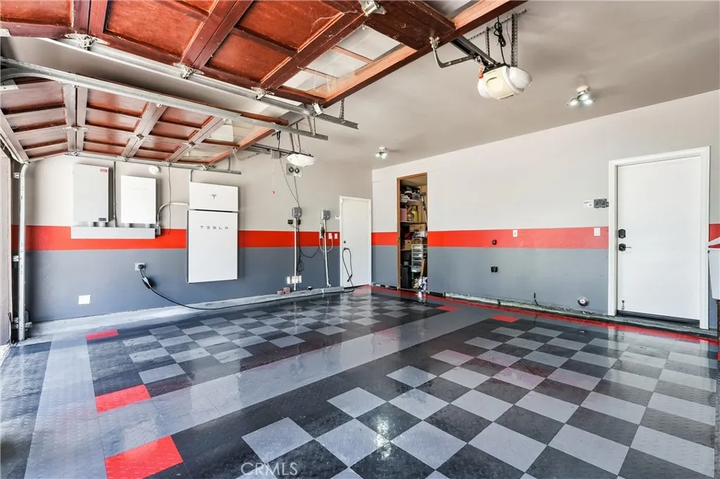 https://cdn.realtyfeed.com/cdn/127/306774384/7faf3debed0bc74a1a3ac589513c363e.webp