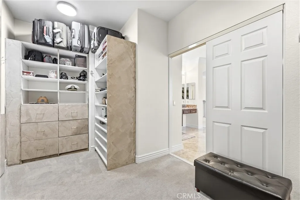 https://cdn.realtyfeed.com/cdn/127/306774384/ab9beed302343d1da08b6fe5c6738ef9.webp