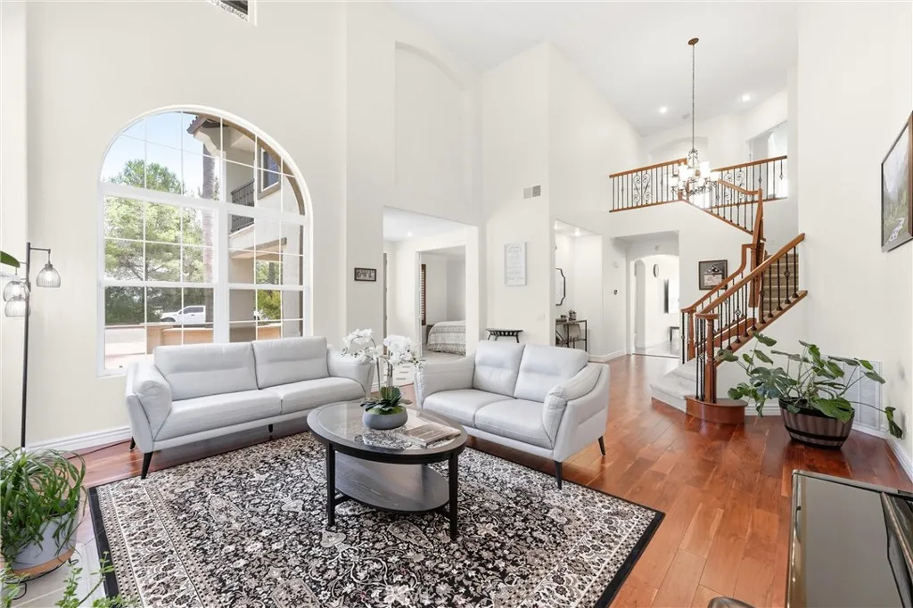 https://cdn.realtyfeed.com/cdn/127/306774384/d735b7e72c7f6cf803babbeb235cd651.webp