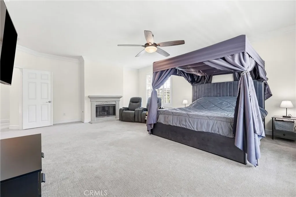 https://cdn.realtyfeed.com/cdn/127/306774384/e0e14f81a6a06c19f9fe978bfd3bbc69.webp