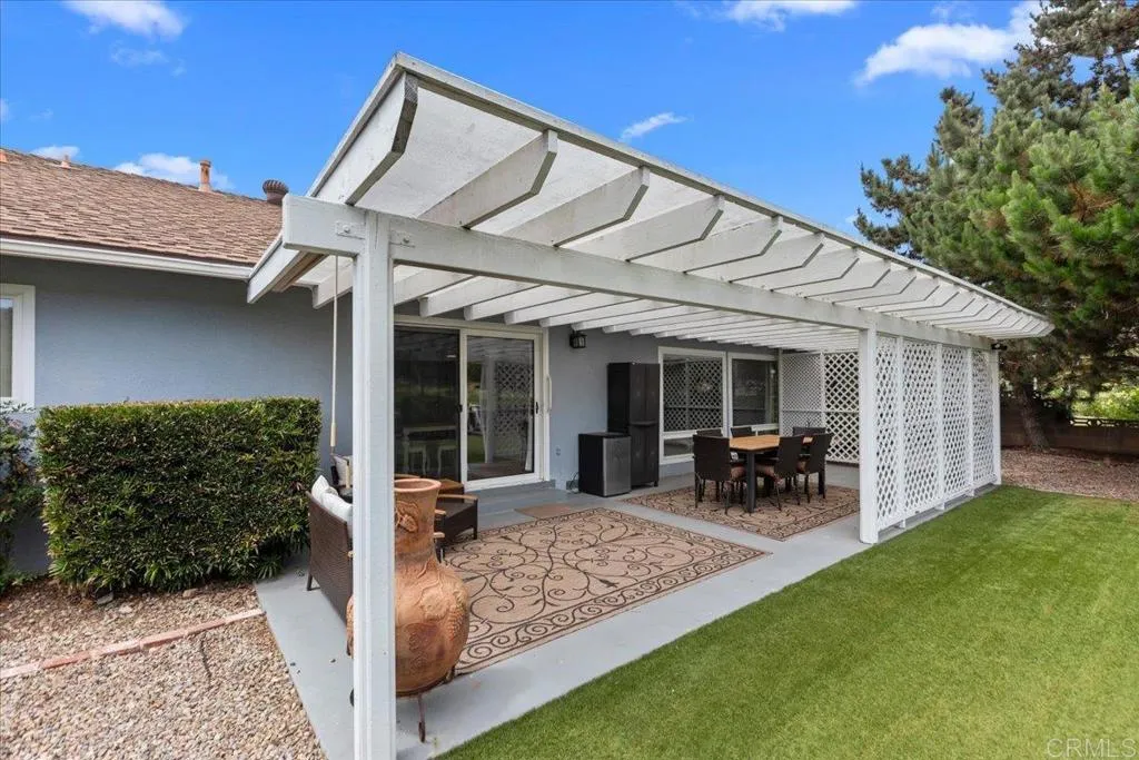 https://cdn.realtyfeed.com/cdn/127/306774395/614b286448ef5038b2f6fe801ba8e73d.webp