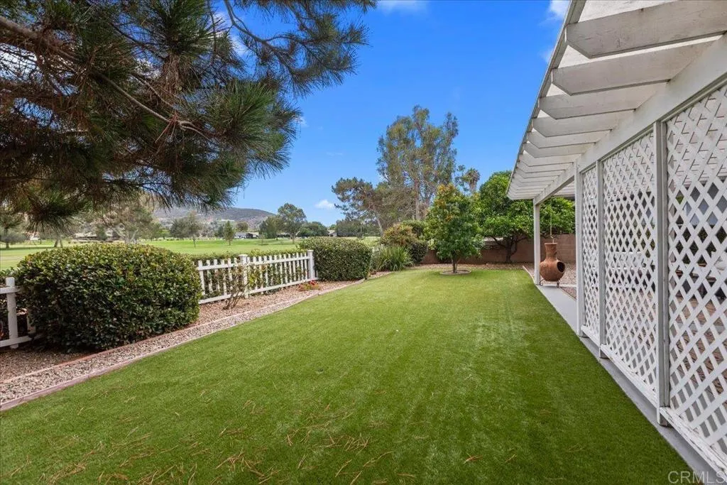 https://cdn.realtyfeed.com/cdn/127/306774395/c8d248fc46e48ad836ce42d1c32144be.webp