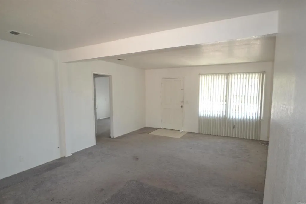 https://cdn.realtyfeed.com/cdn/127/306774398/442b932f92fc6db1ad30eb2a9ca16c81.webp
