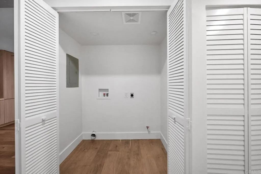 https://cdn.realtyfeed.com/cdn/127/306774399/4d150bf6efcbd6e59472563d13fbf935.webp