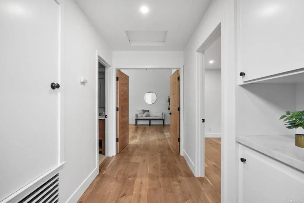 https://cdn.realtyfeed.com/cdn/127/306774399/ec26727b151b007b19642aa26249c7a7.webp