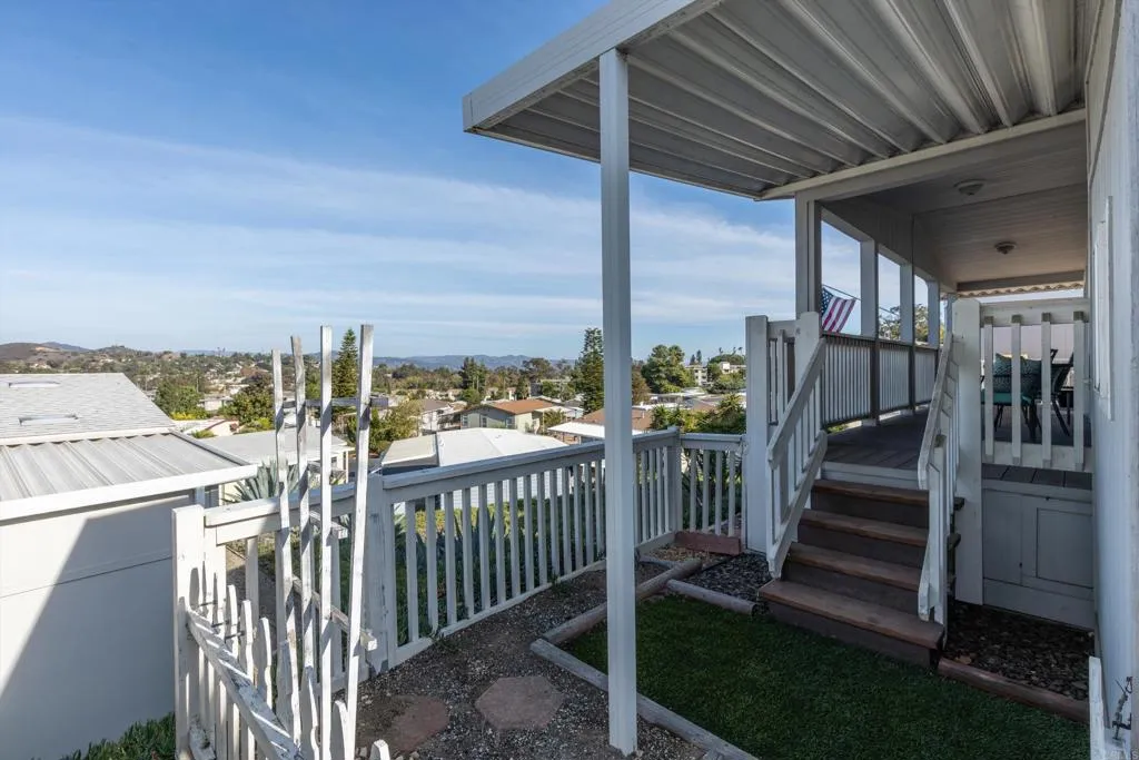 https://cdn.realtyfeed.com/cdn/127/306774406/066c225523f5377063fc6c3ce38e38a5.webp