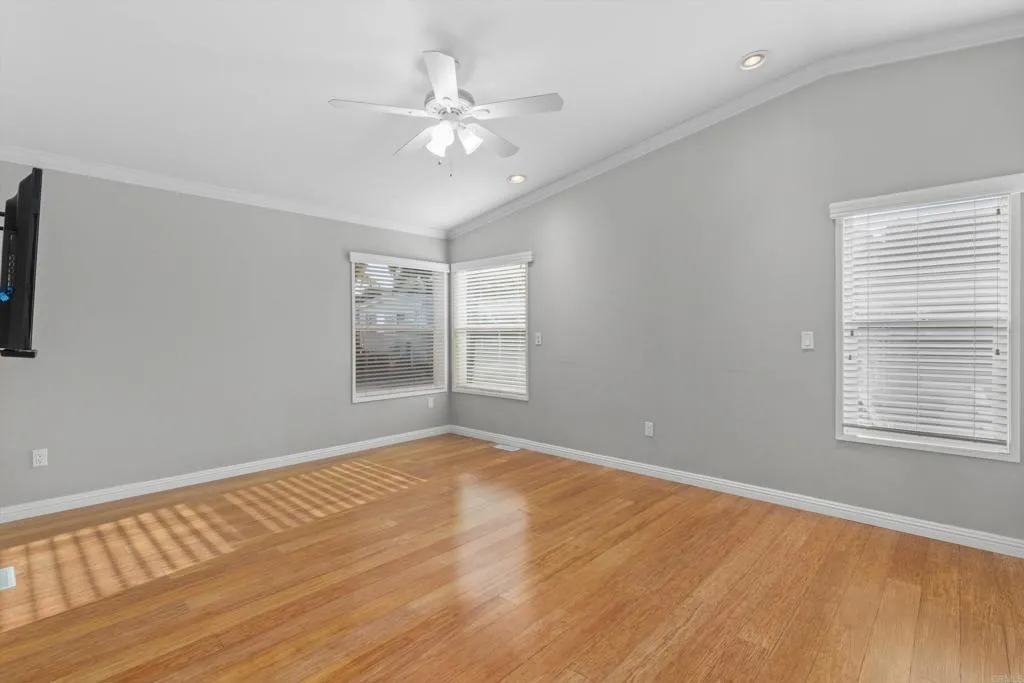 https://cdn.realtyfeed.com/cdn/127/306774406/9459cfa3ab8c811349d058cbba1df19a.webp