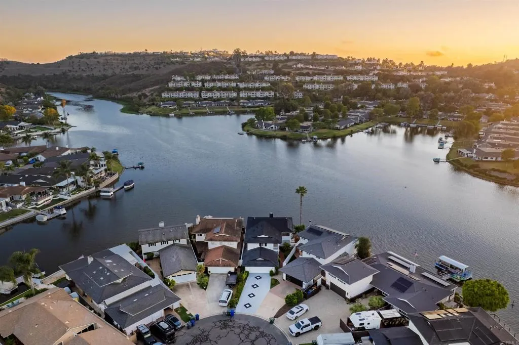 https://cdn.realtyfeed.com/cdn/127/306774416/179eecdc942702d8cfde62d8f790281e.webp