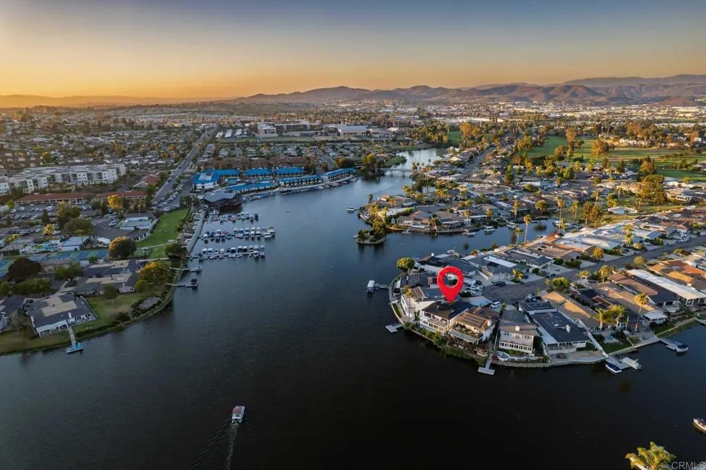 https://cdn.realtyfeed.com/cdn/127/306774416/36b68c0c9c431feb0c1c83826ddc0c2b.webp