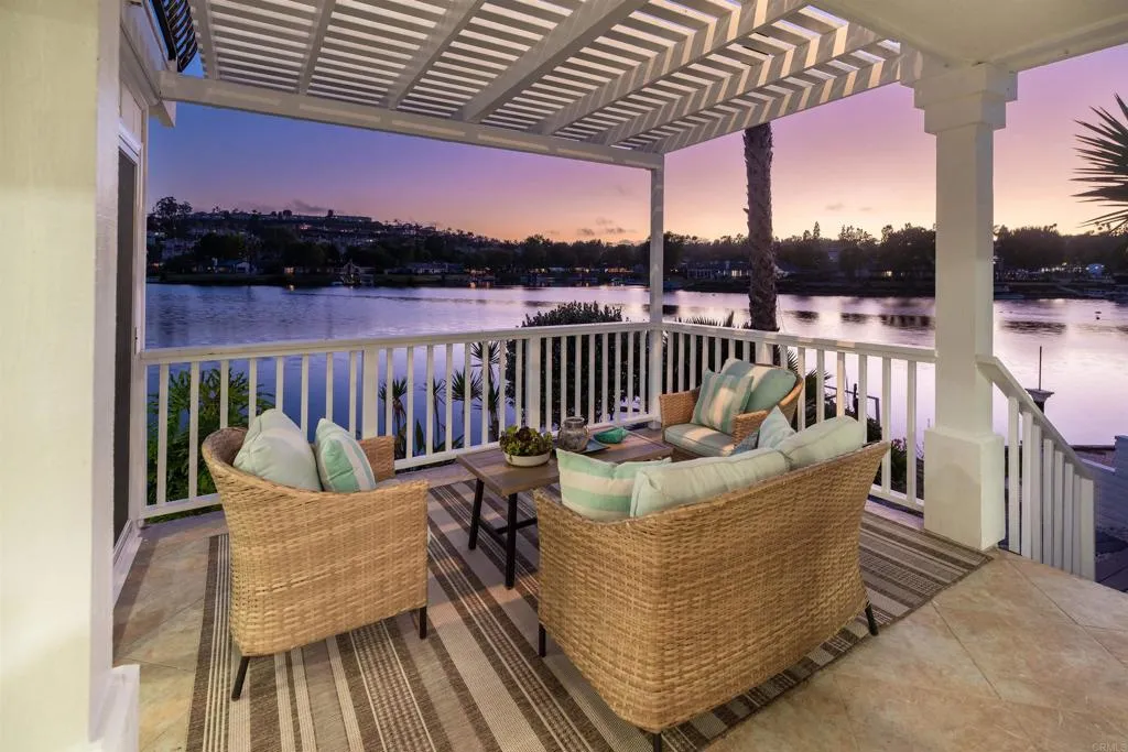 https://cdn.realtyfeed.com/cdn/127/306774416/4adcea0920b4de7a24828bcd478a9a5a.webp