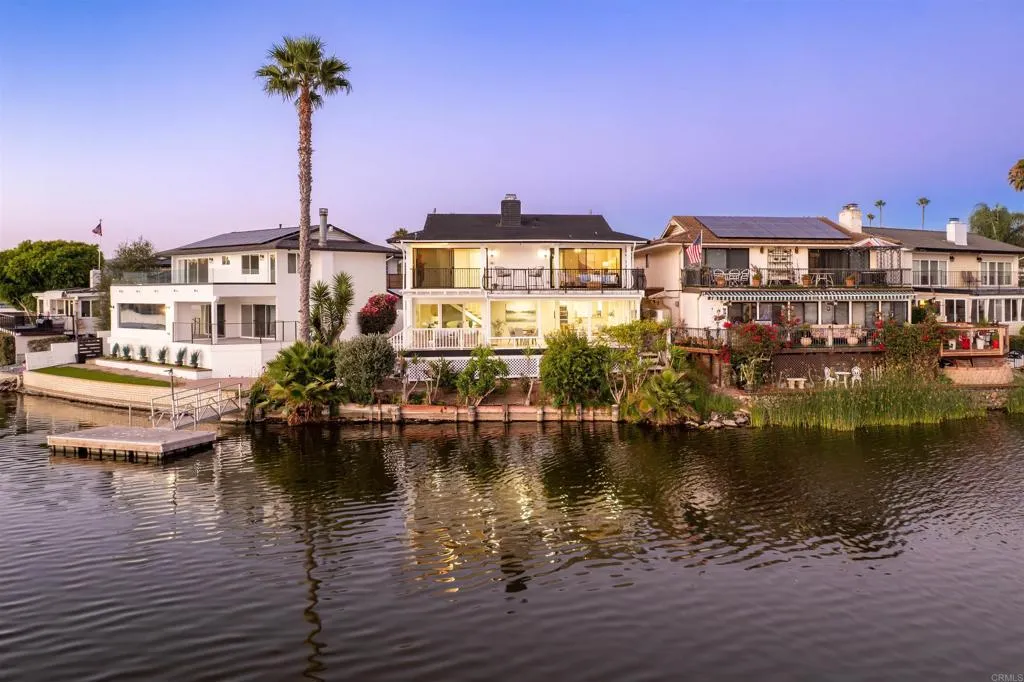 https://cdn.realtyfeed.com/cdn/127/306774416/a80df54a54a0c416e704bfb078324d72.webp