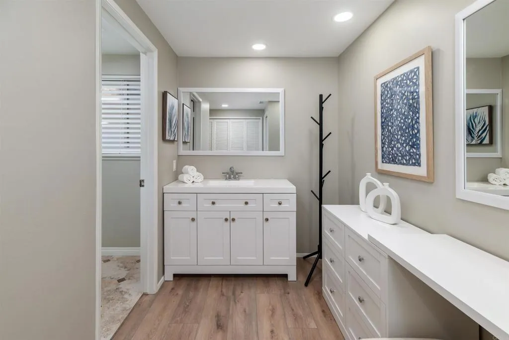 https://cdn.realtyfeed.com/cdn/127/306774416/e6a545b90ebfe00533f8e46e321f4ef3.webp