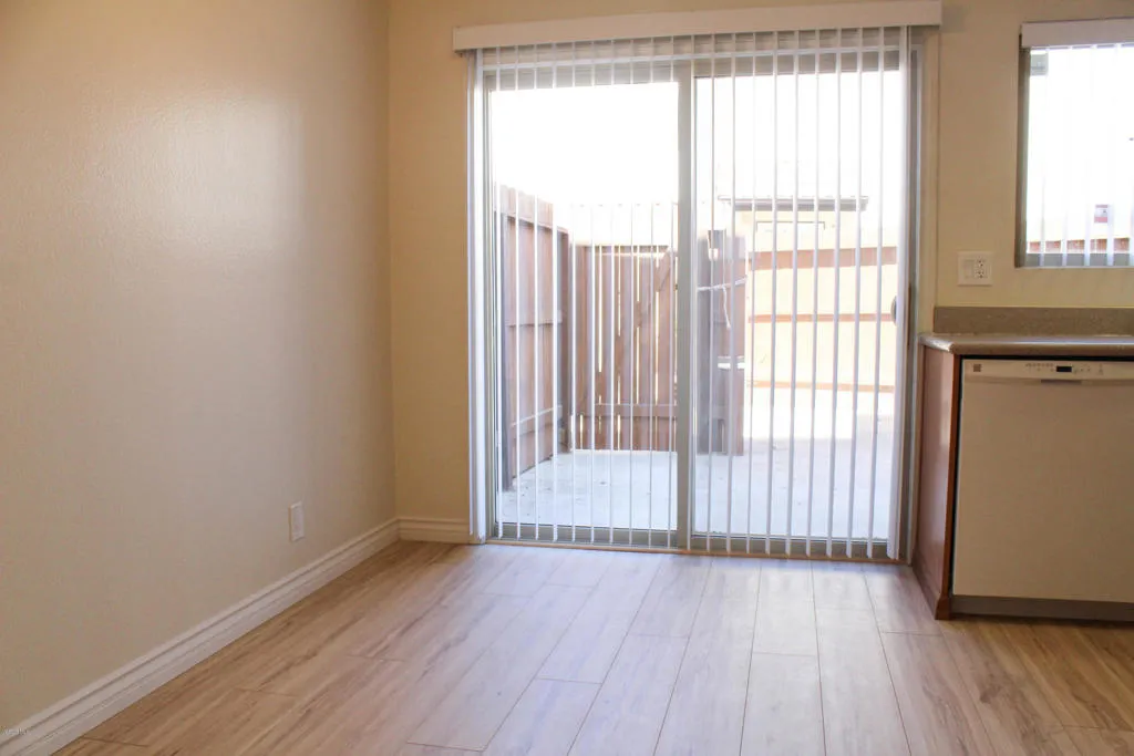 4939 Nautilus Street Unit C, Oxnard, CA 93035 - Photo 5 of 12, Oxnard, CA