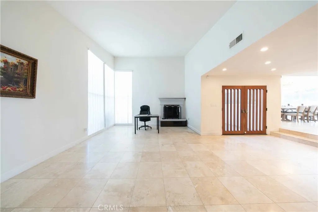 16594 Knollwood Drive, Granada Hills, CA 91344 - Photo 4 of 34, Granada Hills, CA