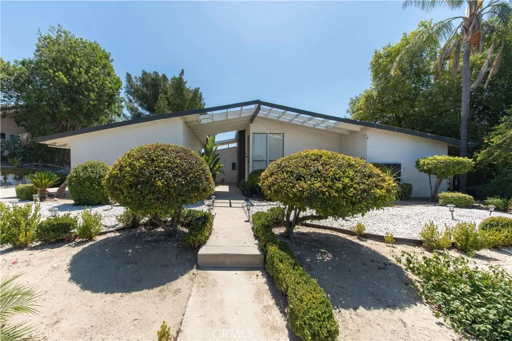 16594 Knollwood Drive, Granada Hills, CA 91344 - Main photo, Granada Hills, CA