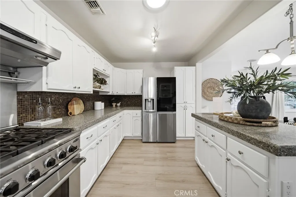 3249 Petaluma, Long Beach, CA 90808 - Photo 4 of 20, Long Beach, CA