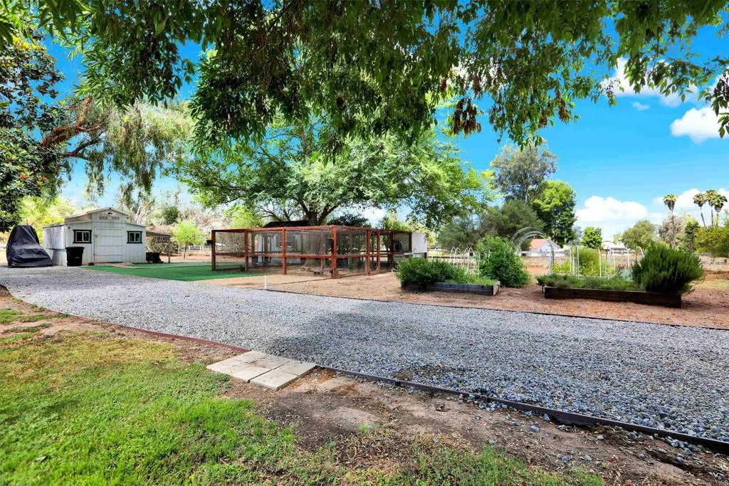 https://cdn.realtyfeed.com/cdn/127/306774477/7d0bfc69e4c309b51e5023d984fe3529.webp