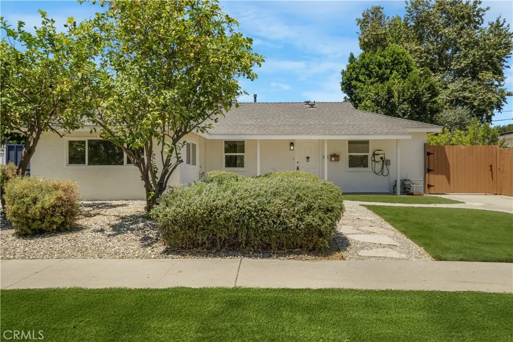7337 Caldus Avenue, Van Nuys, CA 91406 - Photo 3 of 38, Van Nuys, CA