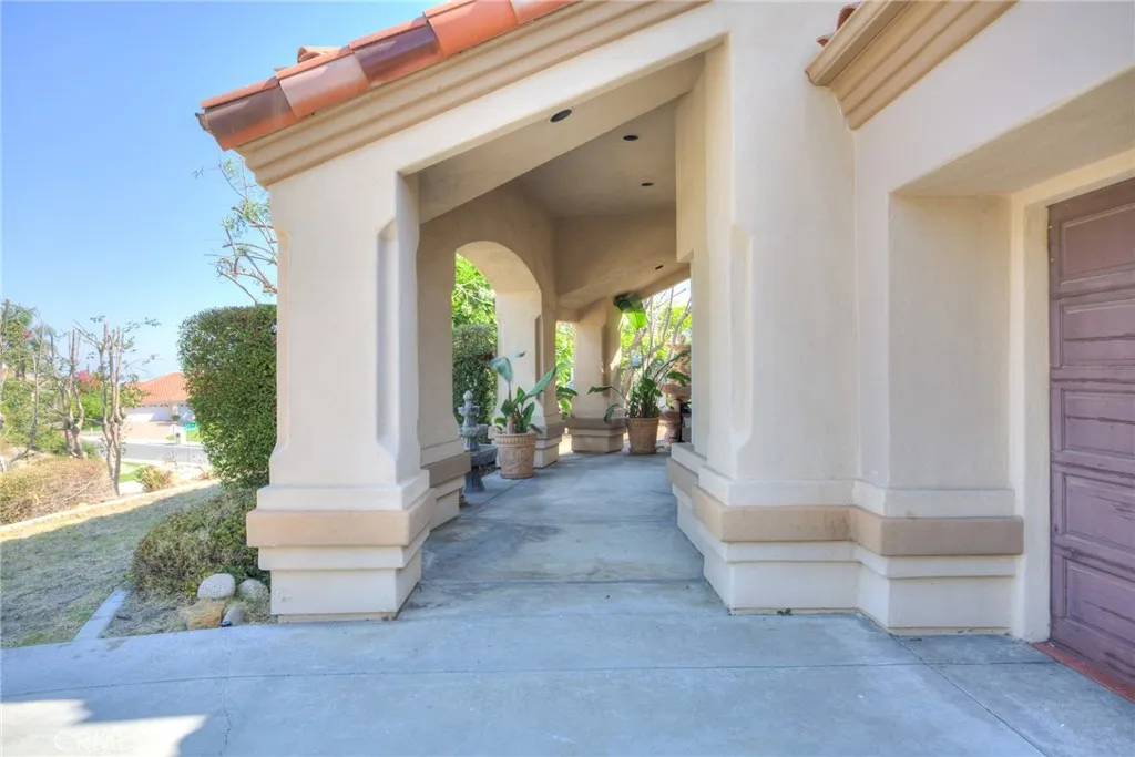 5839 Via Susana, Riverside, CA 92506 - Photo 3 of 59, Riverside, CA