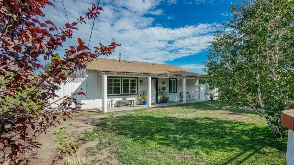 15370 Kadota, Sylmar, CA 91342 - Photo 2 of 34, Sylmar, CA