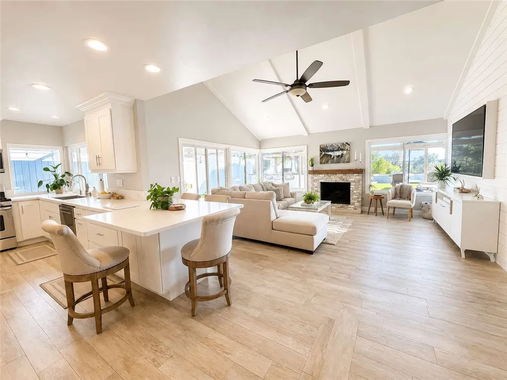 24321 Encorvado Lane, Mission Viejo, CA 92691 - Photo 3 of 19, Mission Viejo, CA