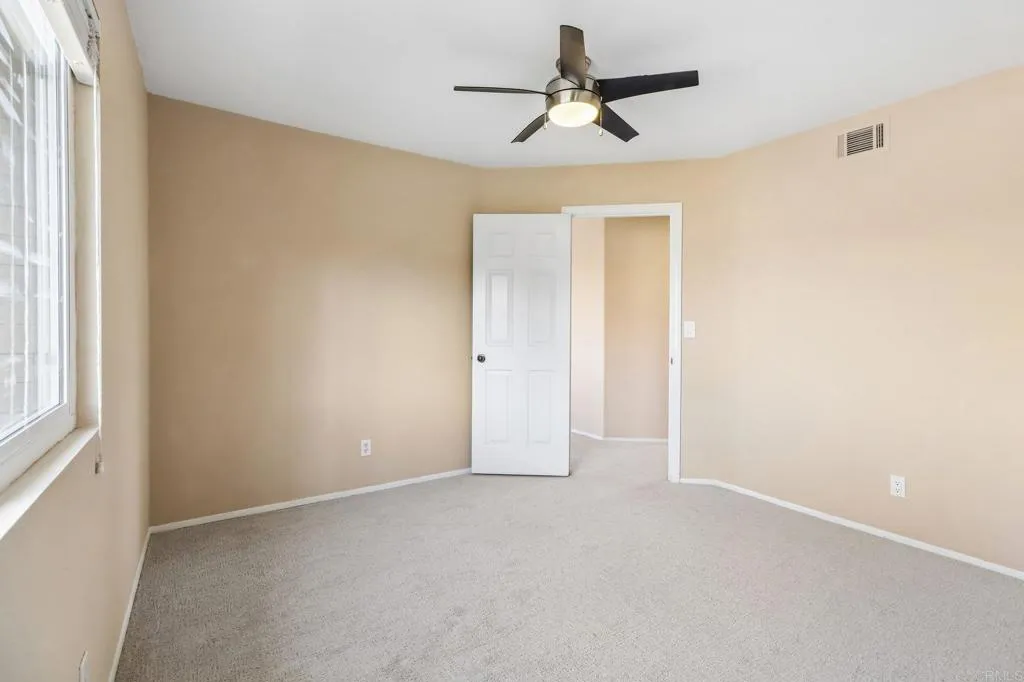 https://cdn.realtyfeed.com/cdn/127/306774559/29501fd31ceae617c519eeae1f618707.webp