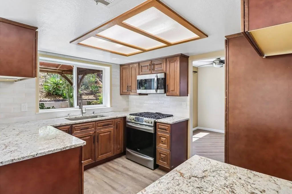 https://cdn.realtyfeed.com/cdn/127/306774559/3dd2340bc8c323d22845d264a6bbf52d.webp