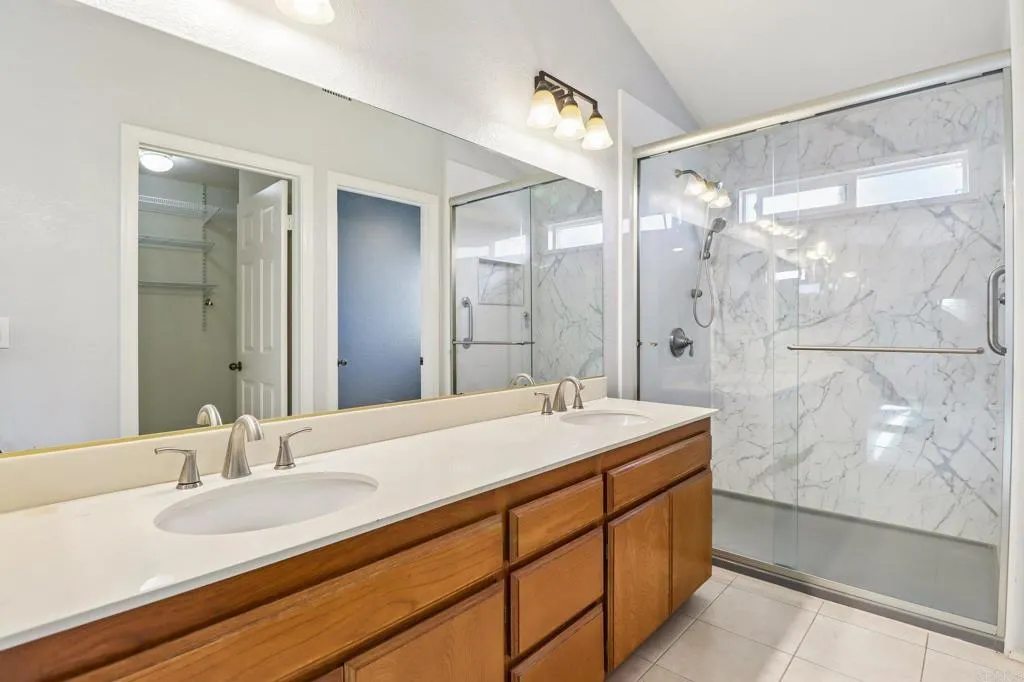 https://cdn.realtyfeed.com/cdn/127/306774559/4c5906f8a0216df1fbff9f21f7ed00ff.webp