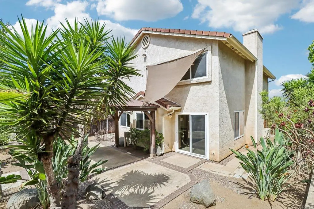 https://cdn.realtyfeed.com/cdn/127/306774559/65b49c4446dce571fe3f0d2c810e24dc.webp