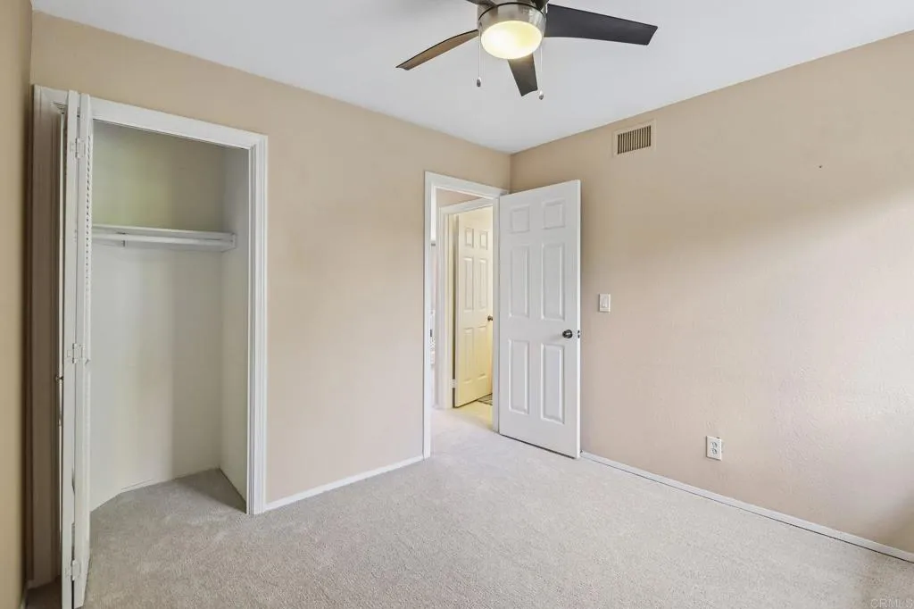 https://cdn.realtyfeed.com/cdn/127/306774559/66f5eb204ad136d86d8af82fa65b5f42.webp