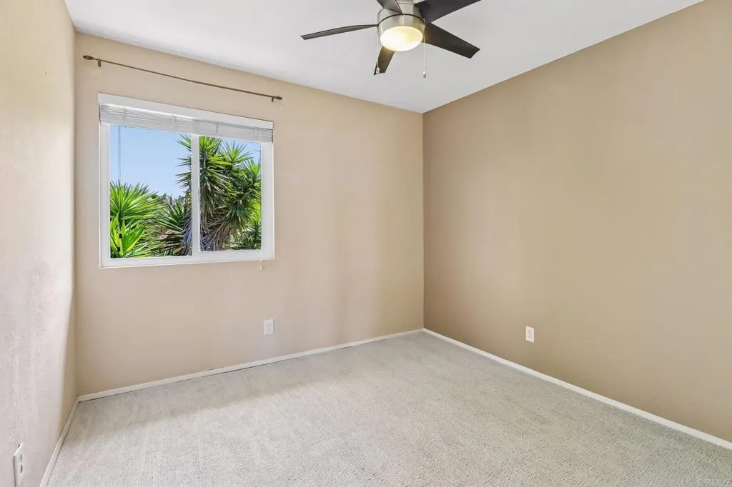 https://cdn.realtyfeed.com/cdn/127/306774559/75be5a9d5d67760f2999f79e86107469.webp
