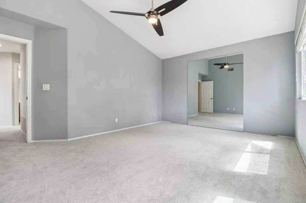 https://cdn.realtyfeed.com/cdn/127/306774559/aa66f27197e58a9c03c4a2d83fa821e7.webp